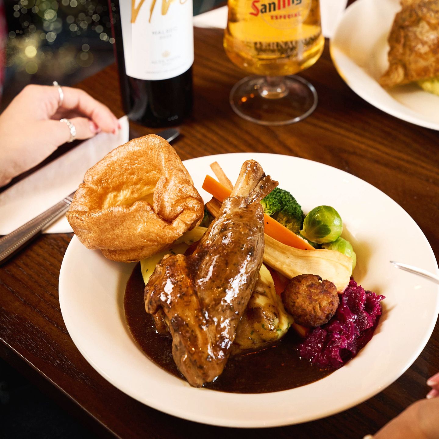 Christmas Day 2025 Lunch, Dinner & Dining at The Jenny Burn Oatlands in Glasgow